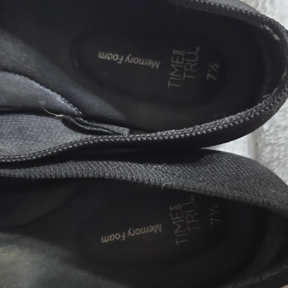 Women's Black Slip-On Shoes - Picture 2 of 3